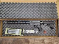 Aero Precision M4E1-E Rifle 5.56 16" 15" Enhanced Handguard VG6