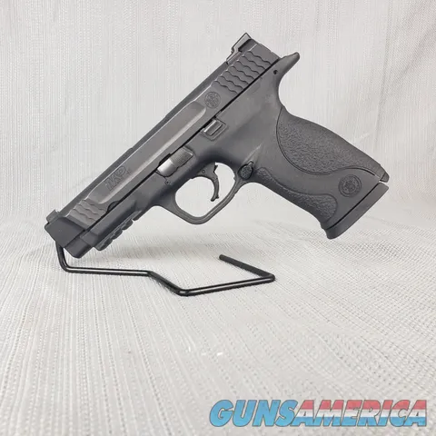 Smith & Wesson M&P45 45 ACP Centerfire Pistol with Thumb Safety