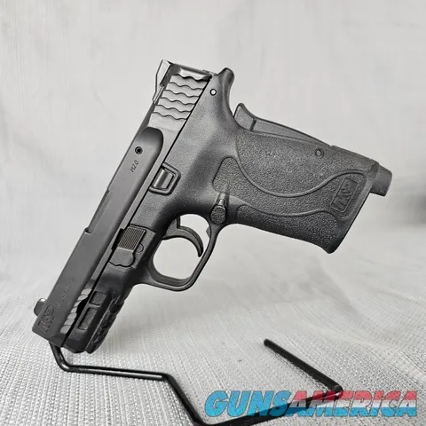 Smith & Wesson M&P Shield EZ M2.0 380 Auto Pistol 2mags 8rnd with Case & Bag