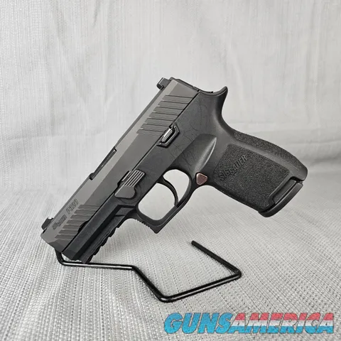 Sig Sauer P320 9mm 3.9" Pistol w/ 1 Mag
