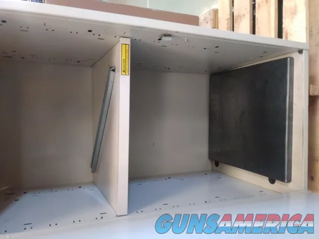 Assorted Storage Cabinet Img-3