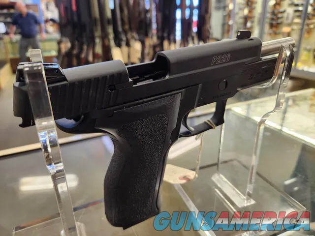 Sig Sauer P226-22 (22 LR)