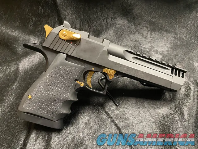 NEW CUSTOM 24KT GOLD ACCENTS MAGNUM RESEARCH DESERT EAGLE .357MAG *PORTED*