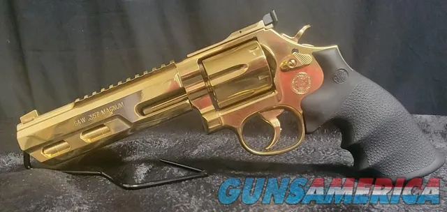 CUSTOM 24KT GOLD SMITH & WESSON 686 PERFORMANCE 357/38