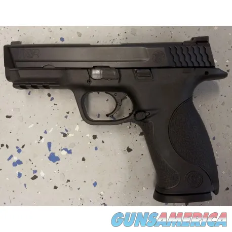 Smith&Wesson M&P9 Full Size 15 Rds. MINT (FFL)