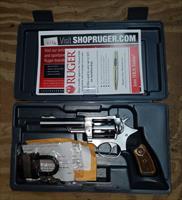 Ruger 5765 SP101 Revolver .22 LR Revolver