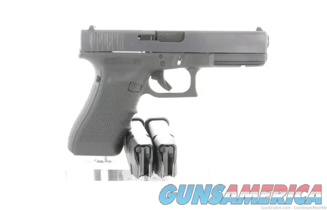 Glock 17 Gen 4 9mm Semi Auto Pistol UG-17502-03