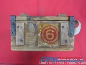 Canadian Colt WWII Wooden Ammo Box with Tin  Img-3