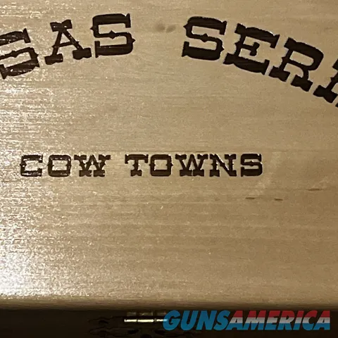 Colt Kansas Series Cow Towns Wichita Revolver Wood Box Case Display Img-2
