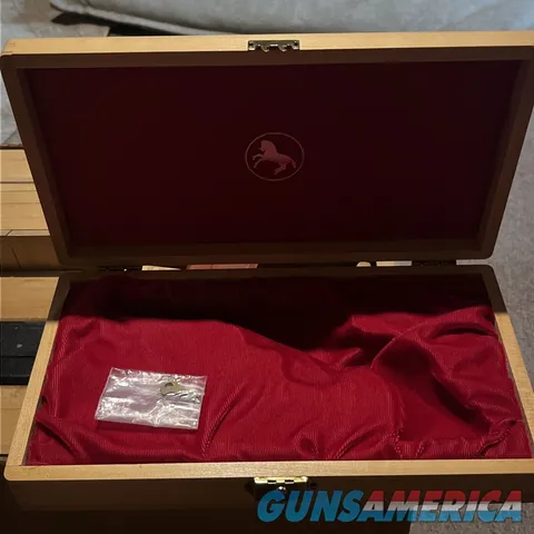 Colt Kansas Series Trails Shawnee Pistol Revolver Wood Box Case Display Img-6