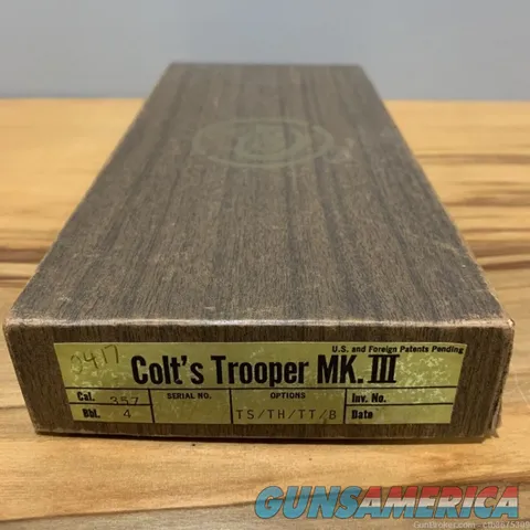 Colt Trooper MK. III Wood Grain Box