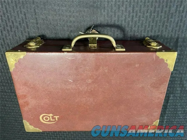 Colt Gun Carrying Case Velvet Lined With Lock and Keys 14 x 9 x 4 Img-1