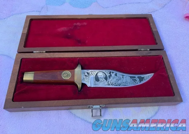 Sam Colt Firearms Bowie Knife The Gun That Won The West With Wood Case Img-4