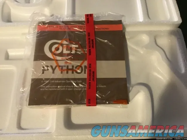 Colt Python 357 Magnum Revolver Original Box w/Manual  Img-5