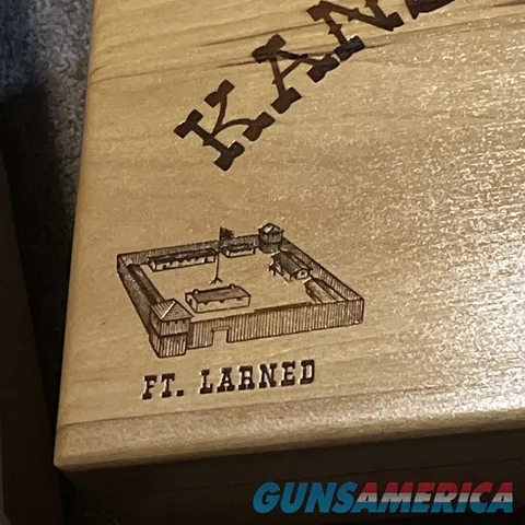 Colt Kansas Series Forts Ft Larned Pistol Revolver Wood Box Case Display Img-2