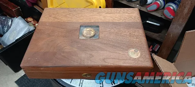 Colt NRA 100th Commemorative Case Gold Insert Img-4