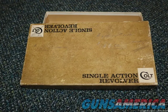 Colt Single Action Army New Frontier 22 Revolver Box Img-2