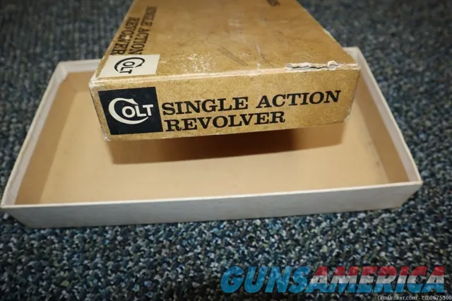 Colt Single Action Army New Frontier 22 Revolver Box Img-4