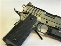 USED STI Staccato P 4" 9mm w/ 6 Mags, InForce Light, Custom Holster & Mag Pouch!