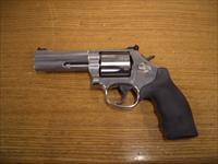 SMITH AND WESSON 686-6 PRO SERIES STAINLESS IN 357 MAG.