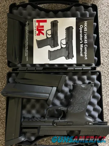 Hardly used H and K .45 (4 - 10 rds mags