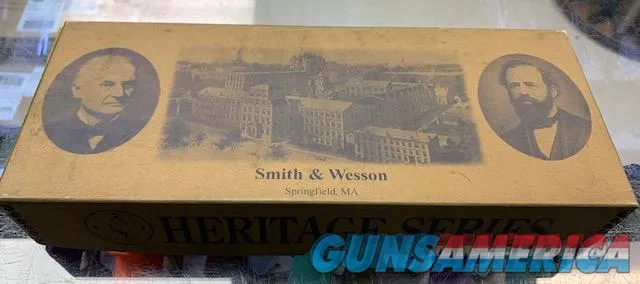 SMITH AND WESSON   Img-2
