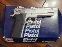 Smith and wesson 4906-1