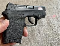 S&W Bodyguard w/634 rounds of 380 Ammo and laser!