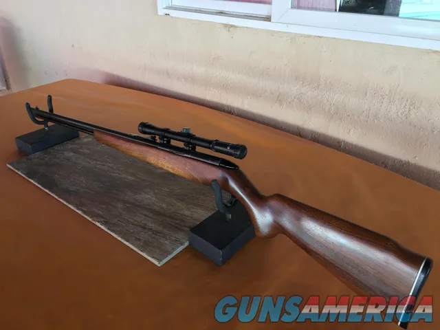 Western Field Model M 842 - Bolt Action .22 LR Rifle 