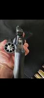 Smith and Wesson R8 357 magnum
