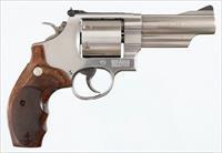 SMITH AND WESSON   Img-1