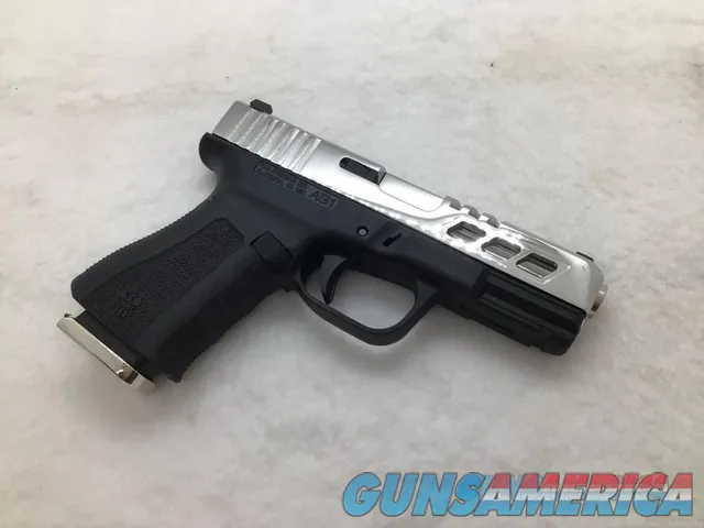 Glock 19 gen 3 9mm Custom engraved  Img-4