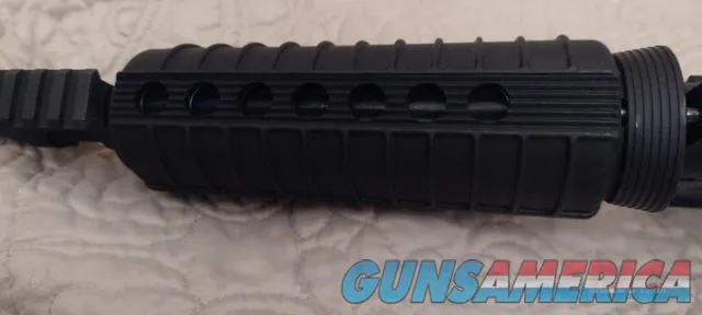 WINDHAM WEAPONRY Never Fired AR15 .300 Blackout 16" model SRC-R16FTT-300