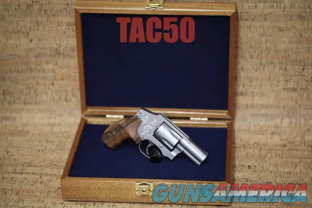 Smith & Wesson 640 STAINLESS ENGRAVED 357 MAG LIMITED EDITION DISPLAY CASE