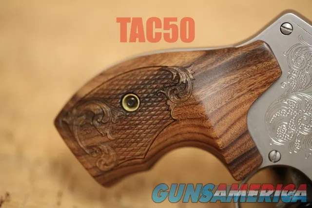 Smith & Wesson 640 STAINLESS ENGRAVED 357 MAG LIMITED EDITION DISPLAY CASE