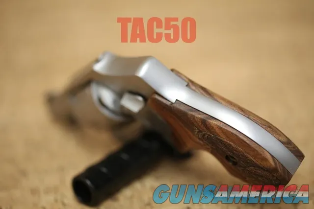 Smith & Wesson 640 STAINLESS ENGRAVED 357 MAG LIMITED EDITION DISPLAY CASE