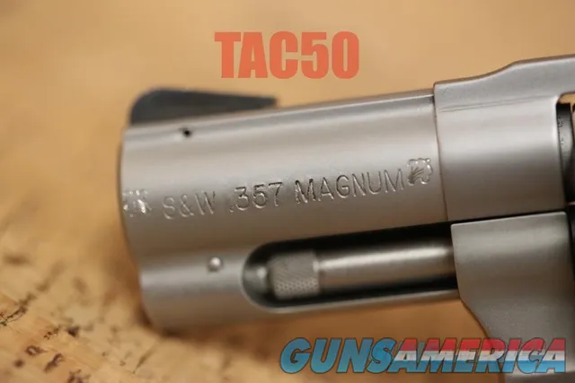 Smith & Wesson 640 STAINLESS ENGRAVED 357 MAG LIMITED EDITION DISPLAY CASE