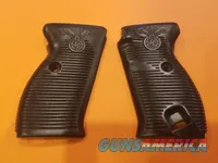 Mauser / Walther P38, P-38, P1, P-1,P4, P-4 9mm Nazi German Party Leader Grips