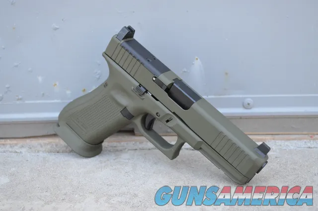 Glock 17 G5 MOS WTrijicon Sup Optic HT NS Magwell X-Werks OD Green New Img-3