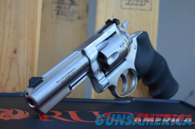 Ruger GP100 357 Magnum 4.2 SS Hogue 6rd 1705 New Img-1