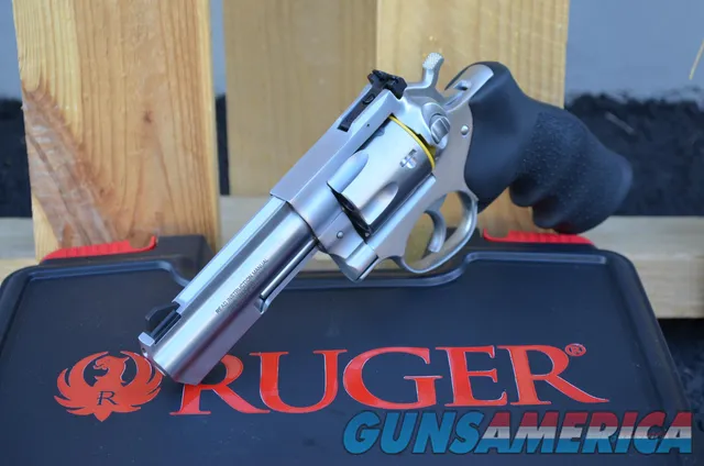 Ruger GP100 357 Magnum 4.2 SS Hogue 6rd 1705 New Img-2