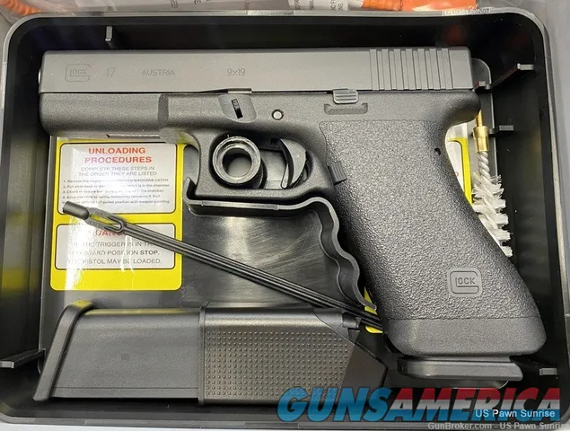 Glock 17 Gen 1 Pistol 9mm 17RD Tupperware Case G17 Gen1 P81756203C1 NEW