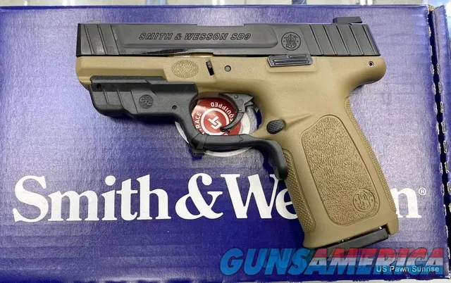 Smith & Wesson SD9 FDE 9mm Pistol Crimson Trace Laserguard 12400 NEW