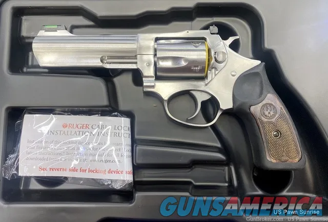 Ruger SP101 Revolver 357 Mag 4.2" BBL 5RD Wodd Insert Fiber Optic 05771 NEW