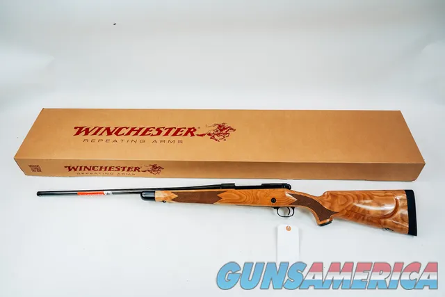 Winchester Repeating Arms 535218228 Model 70 Super Grade 30-06 Springfield