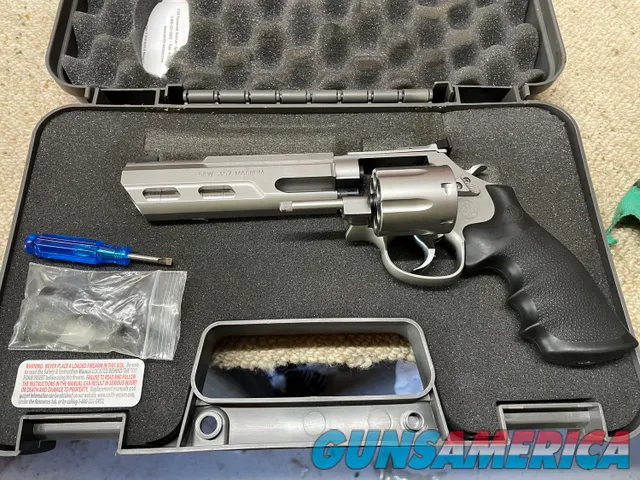 Smith & Wesson 686 022188643008 Img-2
