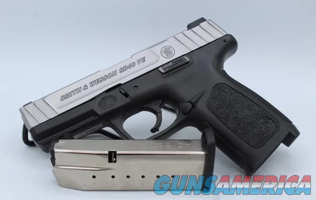 Smith & Wesson SD40 VE 022188234008 Img-1