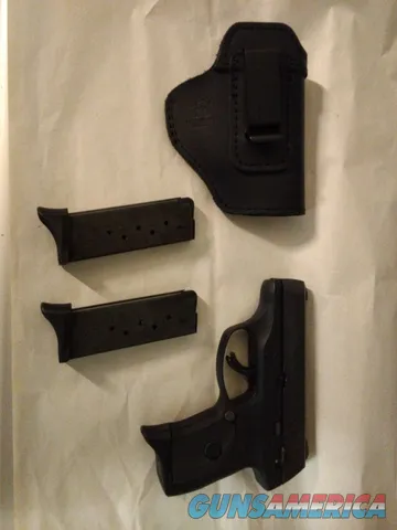 PRICE CUT - Barely used Ruger EC9s 9mm Concealed Carry Set