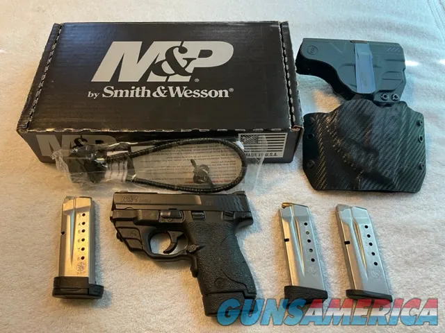 Smith & Wesson M&P9 Shield  Img-1