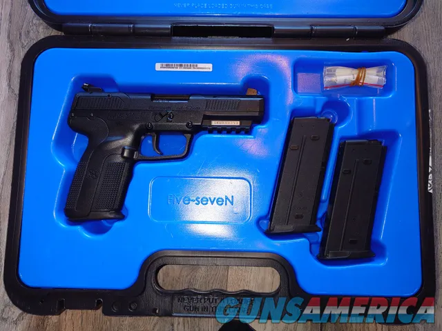 FN OtherFive-seveN  Img-4